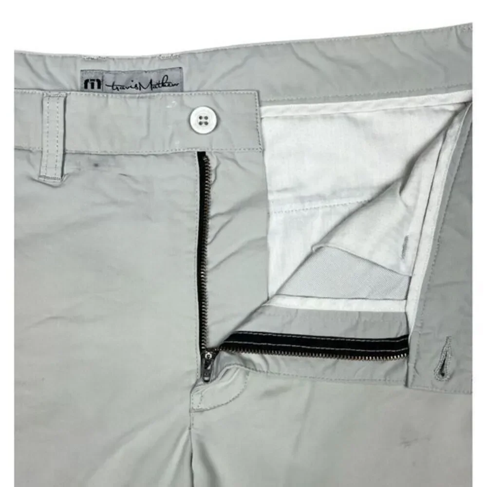 Travis Mathew Golf Shorts Men's 38‎ Beige Tan Flat Front Nylon Outdoor - READ!